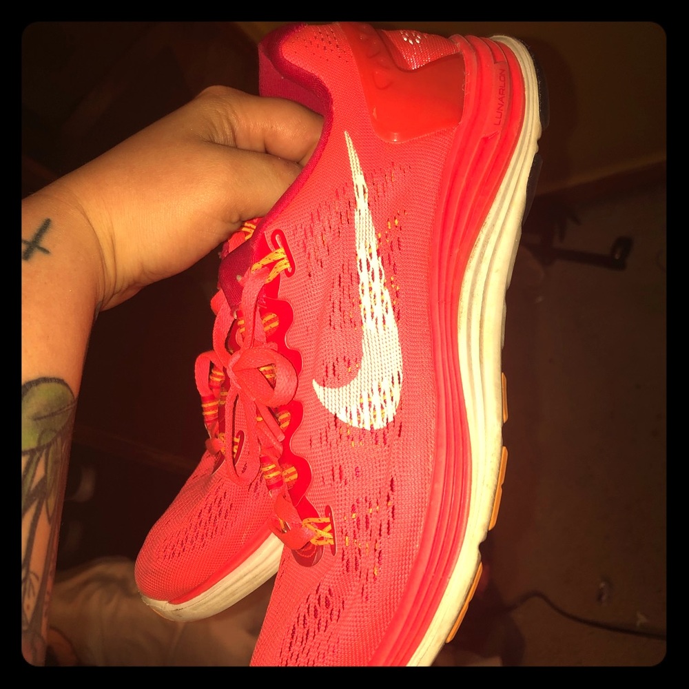 Orange nike lunar glide size 7.5